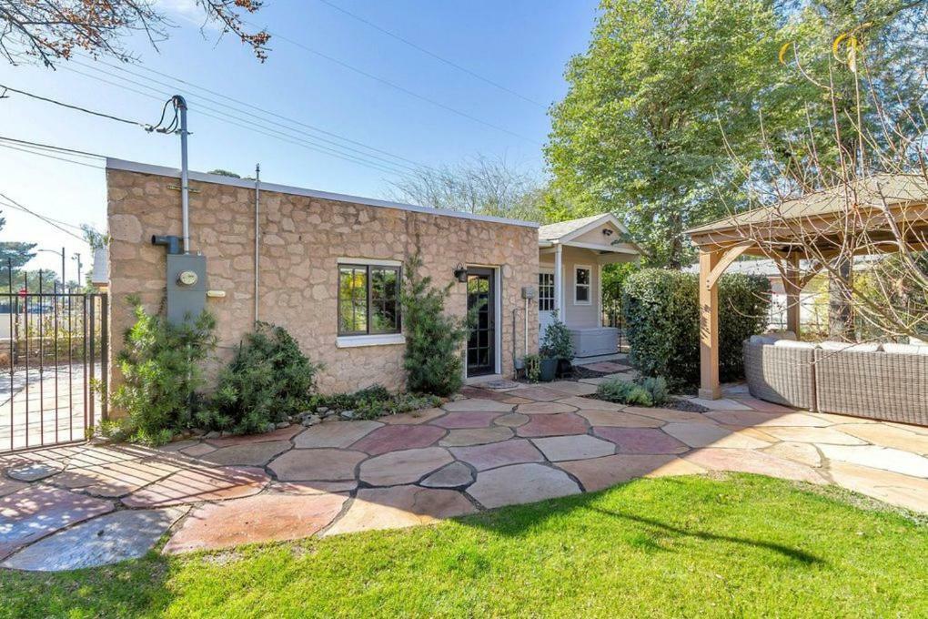 Best Little Guesthouse In Melrose! New Listing! Phoenix Extérieur photo